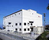 鹿児島工場外観 co_pic06.jpg